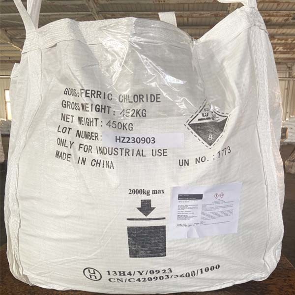 FeCL3 Ferric Chloride Highly Soluble Dark Brown To Black Solid Powder